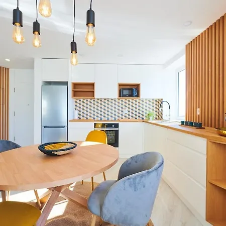 Apartament With View - Ala-arriba *